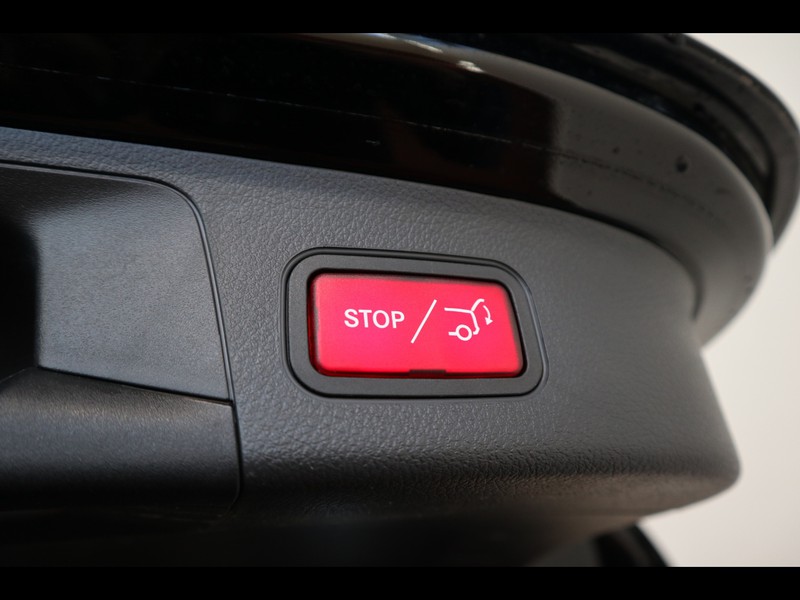 19 - Mercedes EQA 250+ amg line advanced