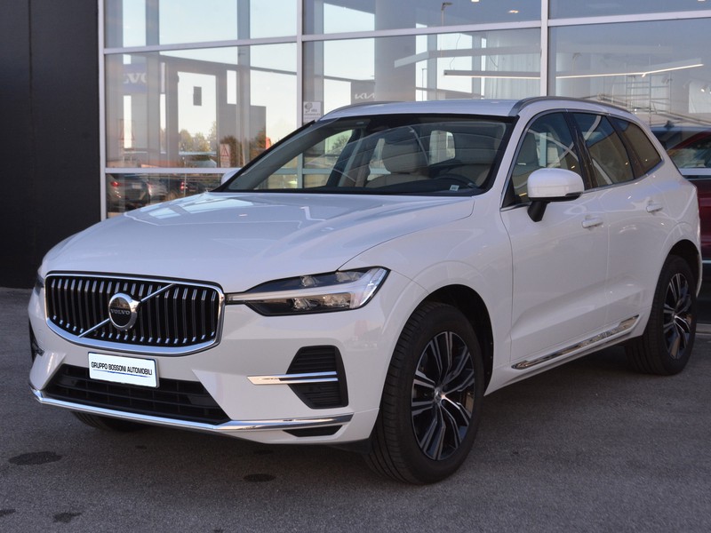 1 - Volvo XC60 2.0 b5 inscription awd automatico