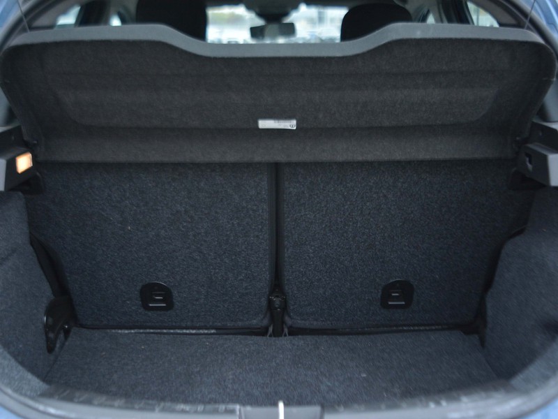 13 - Lancia Ypsilon 1.0 firefly hybrid 70cv silver s&s