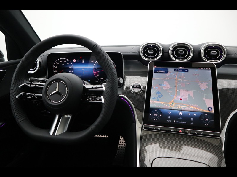 13 - Mercedes GLC coupe 450 d amg line premium 4matic 9g-tronic