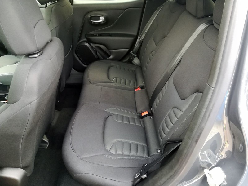 13 - Jeep Renegade 1.5 turbo t4 mhev north star 2wd dct