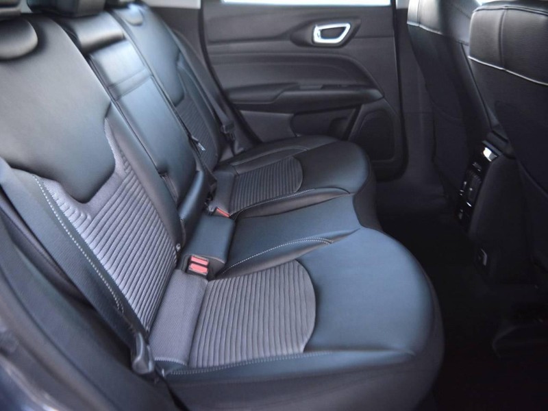 7 - Jeep Compass 1.5 turbo t4 mhev 130cv altitude 2wd