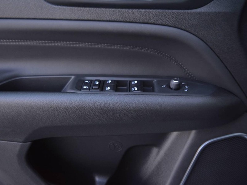 13 - Jeep Compass 1.5 turbo t4 mhev 130cv altitude 2wd