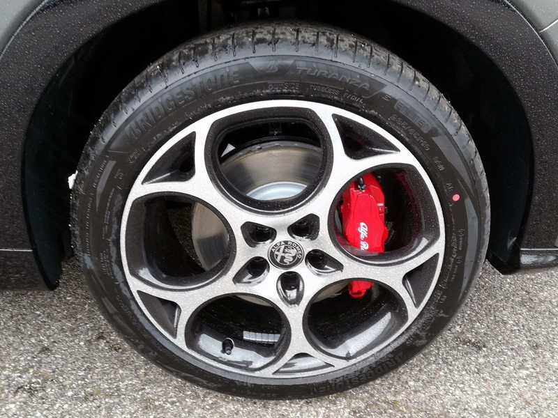 13 - Alfa Romeo Tonale 1.5 hybrid 160cv veloce tct7