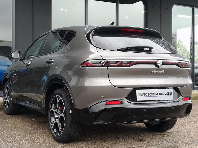 7 - Alfa Romeo Tonale 1.5 hybrid 160cv veloce tct7