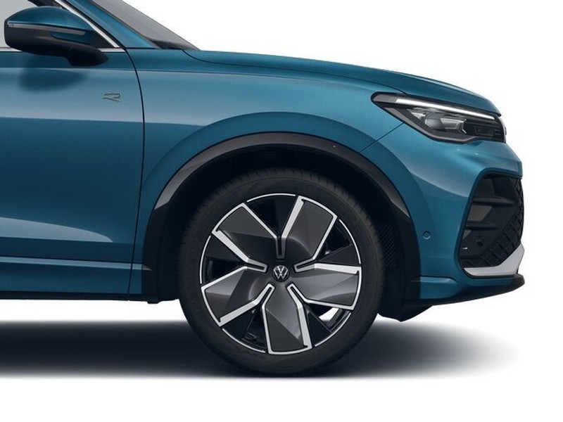 7 - Volkswagen Tiguan 1.5 etsi act 150cv r-line plus dsg