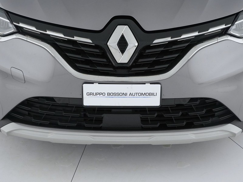 13 - Renault Captur 1.6 e-tech plug-in hybrid 160cv intens auto