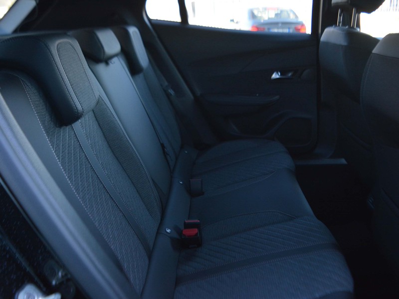 7 - Peugeot 2008 1.2 puretech 100cv allure s&s