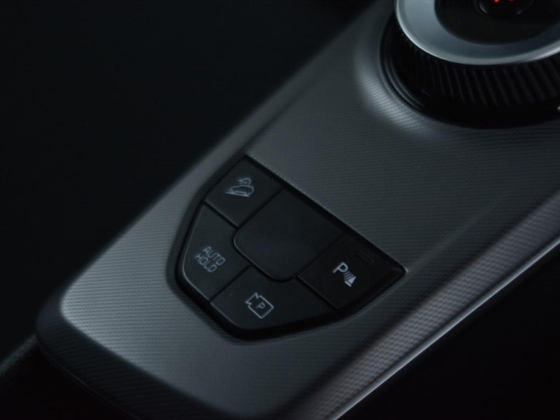 19 - Kia Sportage 1.6 t-gdi hev style at6