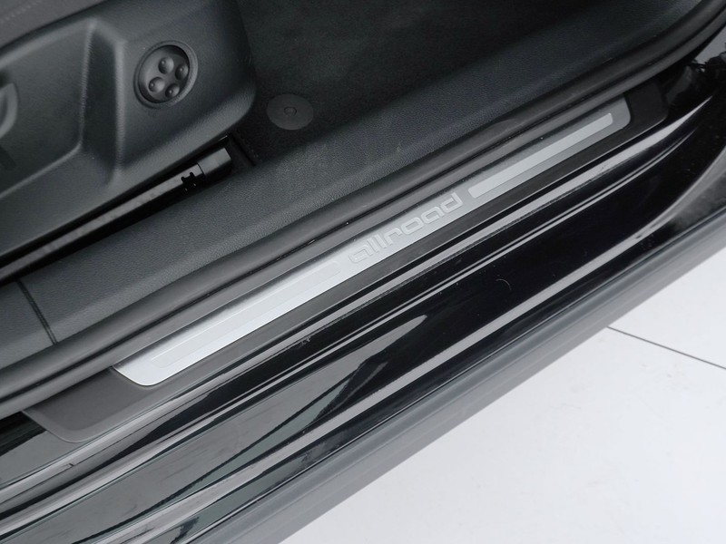 19 - Audi A4 allroad allroad 40 2.0 tdi mhev 204cv business evolution quattro s tronic