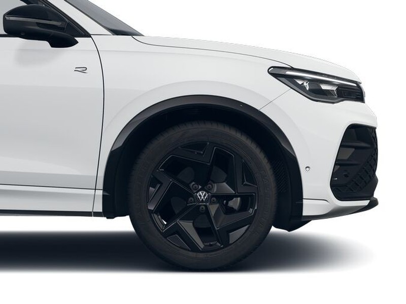 7 - Volkswagen Tiguan 1.5 etsi act 150cv r-line dsg