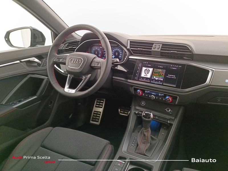 7 - Audi Q3 sportback 35 2.0 tdi s line edition s tronic