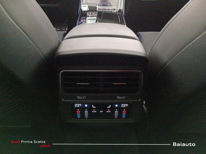 13 - Audi Q8 50 3.0 v6 tdi mhev sport quattro tiptronic