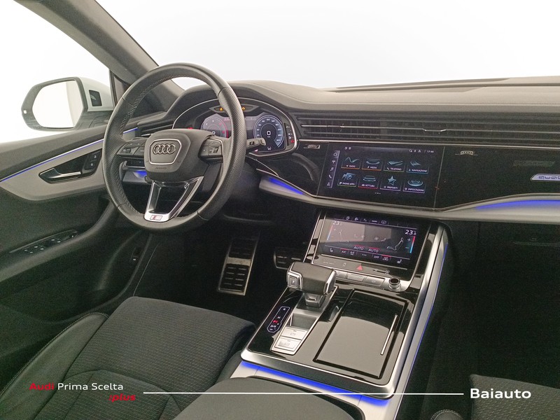 7 - Audi Q8 50 3.0 v6 tdi mhev sport quattro tiptronic