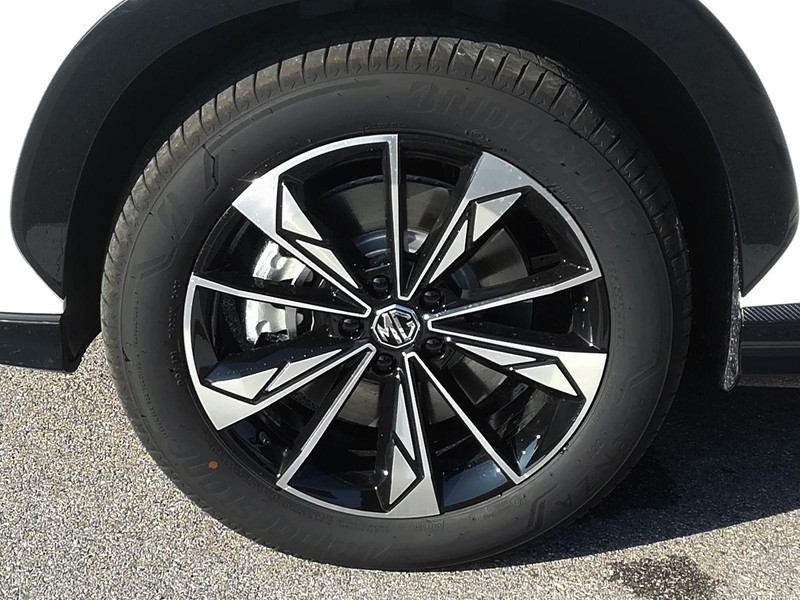 13 - Mg HS 1.5 hybrid+ comfort auto