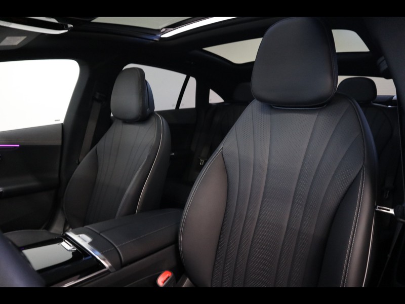 7 - Mercedes EQE 350 premium plus 4matic