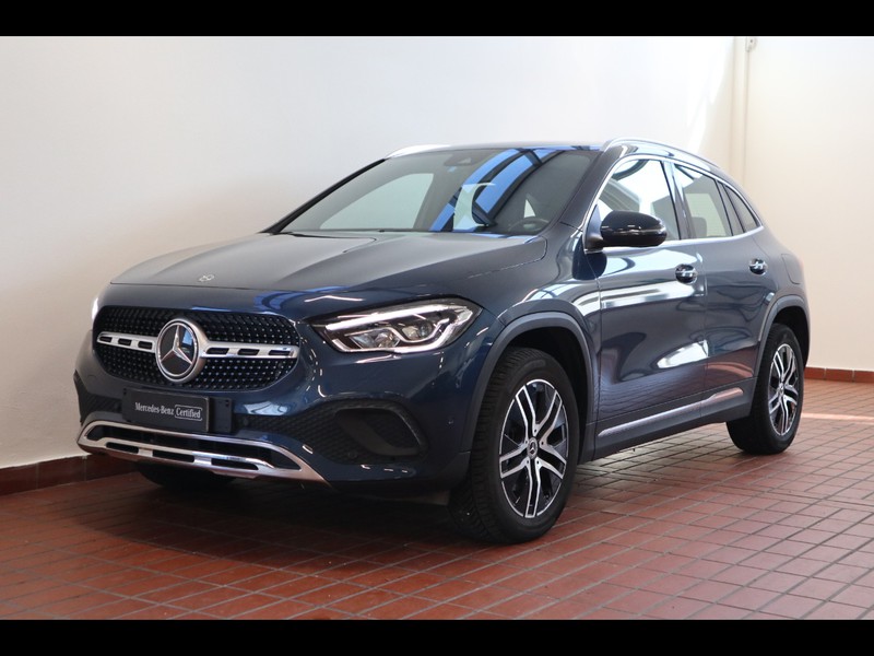 1 - Mercedes GLA 200 d sport plus 4matic 8g-dct