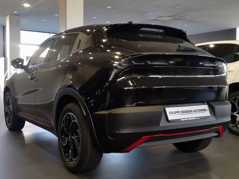 7 - Alfa Romeo Junior bev elettrica speciale