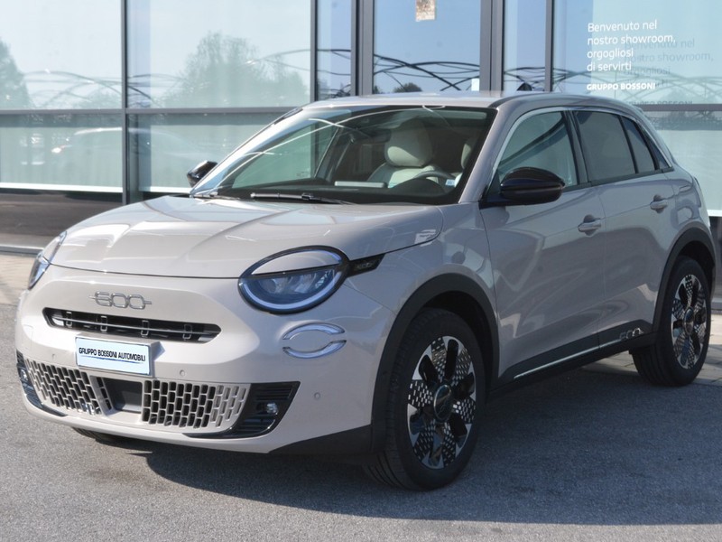 1 - Fiat 600 1.2 hybrid 110cv la prima edct