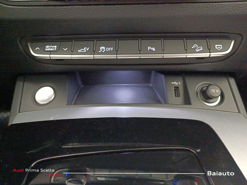 13 - Audi Q5 sportback 50 2.0 tfsi e s line plus quattro s tronic