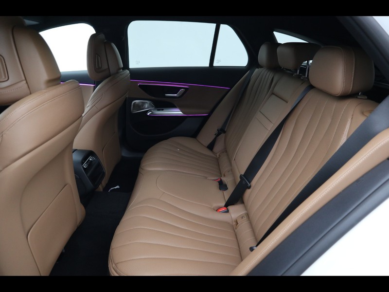 7 - Mercedes Classe E station wagon all-terrain 220 d premium 4matic 9g-tronic