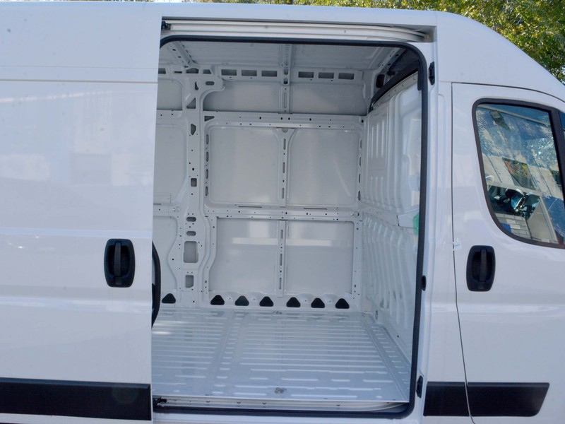 13 - Fiat Professional Ducato Serie 2 Maxi Furgone Lastrato 35q Lh2 140cv 2.2 Multijet 3 E6e