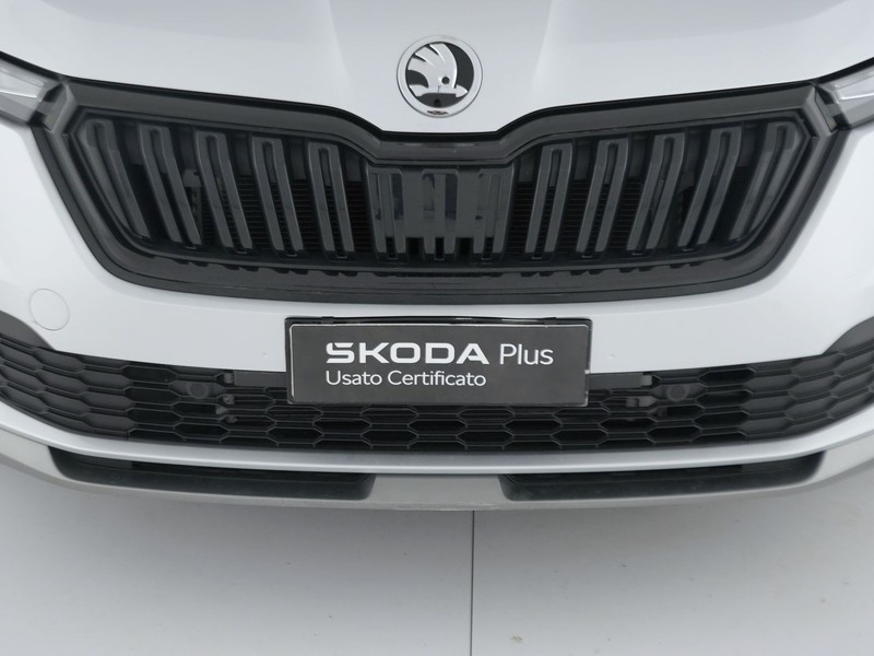 13 - Skoda Kamiq 1.5 tsi act 150cv dark shade dsg