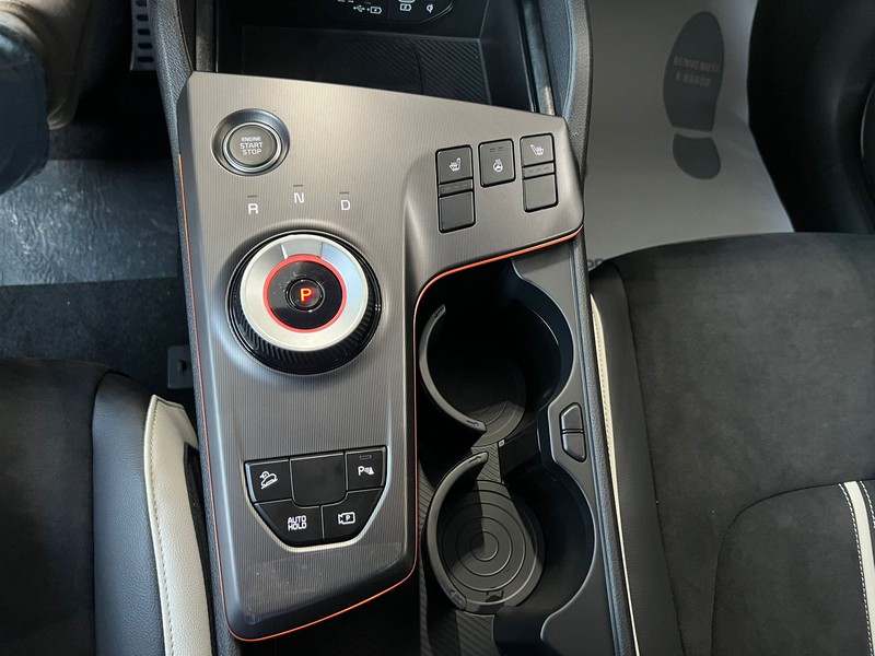 13 - Kia Sportage 1.6 t-gdi hev gt-line sunroof pack at6