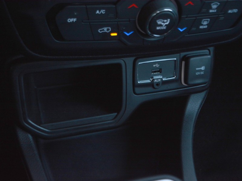 19 - Jeep Renegade 1.5 turbo t4 mhev 130cv limited 2wd