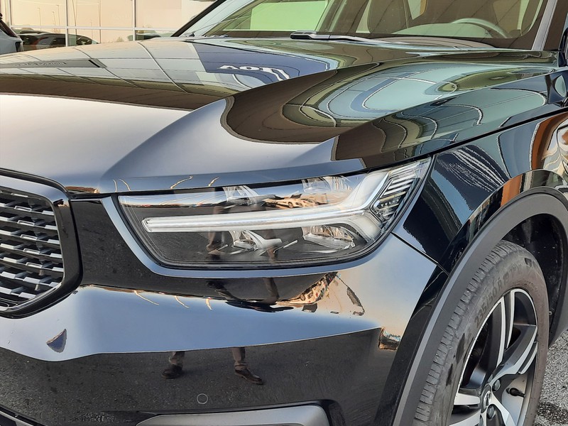 25 - Volvo XC40 1.5 t4 recharge plug-in-hybrid r-design geartronic my21