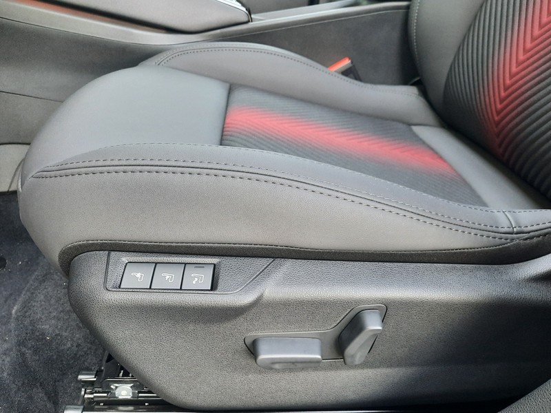 19 - Alfa Romeo Junior 1.2 hybrid 145cv ibrida speciale edct6