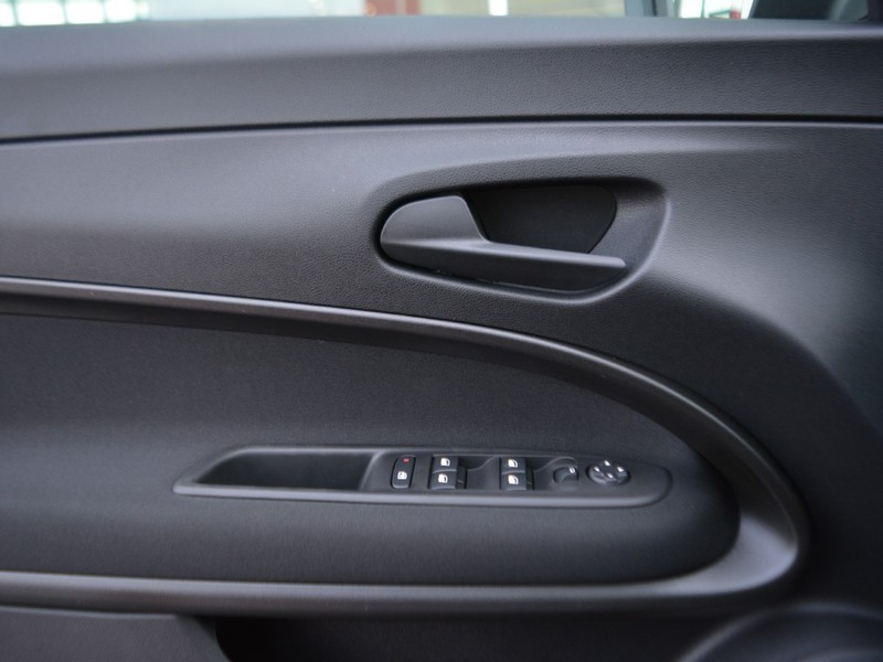 13 - Fiat 600 1.2 hybrid 110cv pop edct