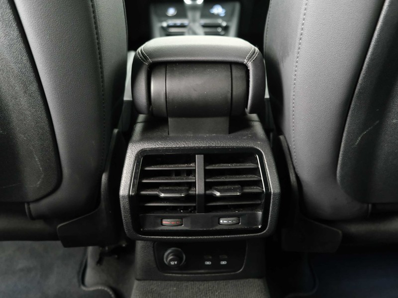 37 - Audi Q3 sportback 35 2.0 tdi s line edition s tronic