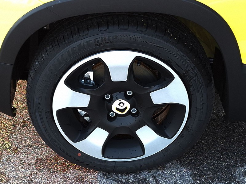 13 - Fiat Pandina cross 1.0 firefly hybrid 70cv s&s