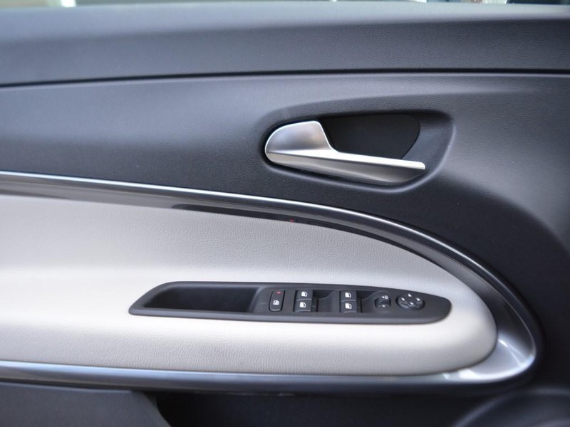 13 - Fiat 600 1.2 hybrid 110cv la prima ii edct