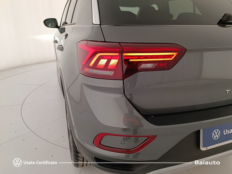 25 - Volkswagen T-Roc 2.0 tdi scr 150cv sport dsg