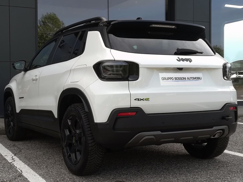 7 - Jeep Avenger 1.2 turbo e-hybrid mhev 145cv overland 4xe