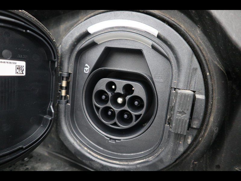 19 - Mercedes Classe E berlina 300 de plug in hybrid amg line premium 4matic 9g-tronic