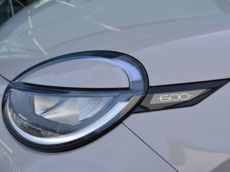 19 - Fiat 600 1.2 hybrid 110cv la prima ii edct