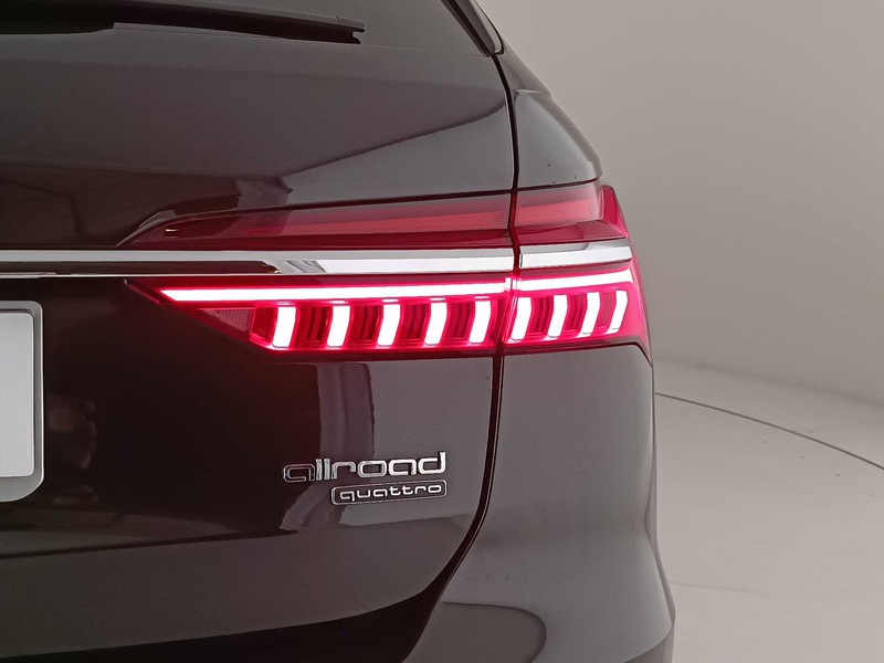 7 - Audi A6 allroad allroad 40 2.0 tdi mhev 12v 204cv business advanced quattro ultra s tronic
