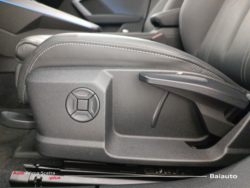 25 - Audi A3 allstreet 1.5 tfsi mhev 48v 150cv identity contrast