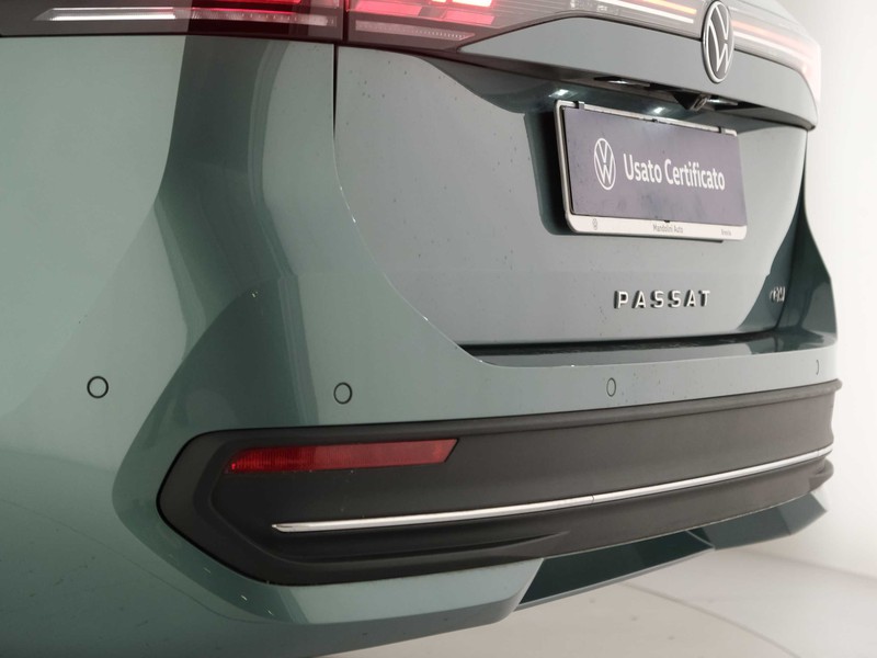 43 - Volkswagen Passat 1.5 etsi act 150cv business dsg