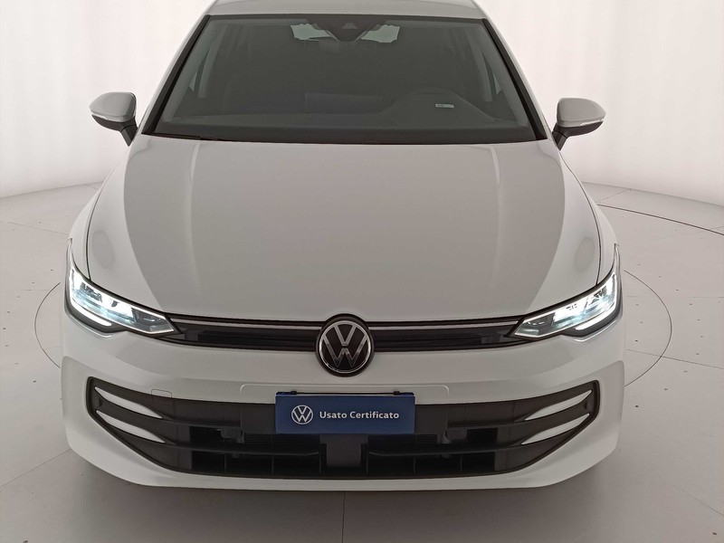 13 - Volkswagen Golf 1.5 tsi ehybrid 204cv edition plus dsg