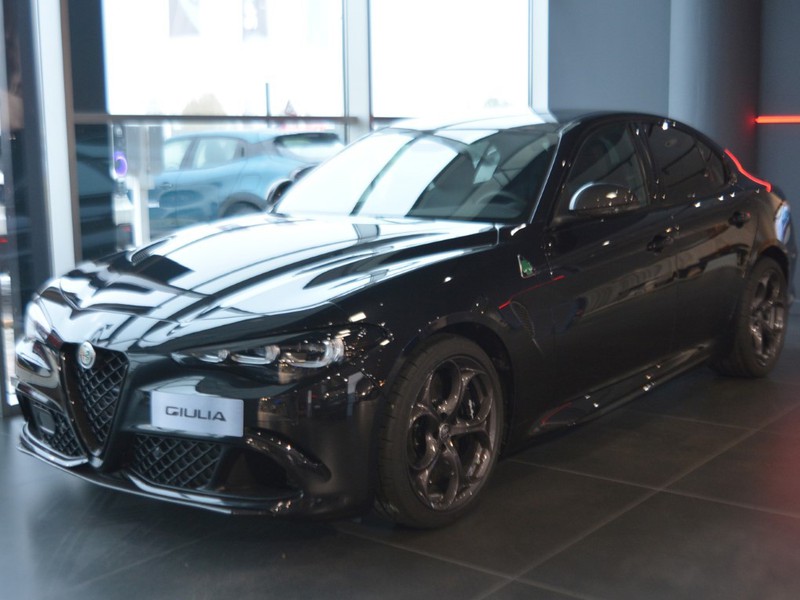 1 - Alfa Romeo Giulia 2.9 v6 520cv quadrifoglio super sport at8