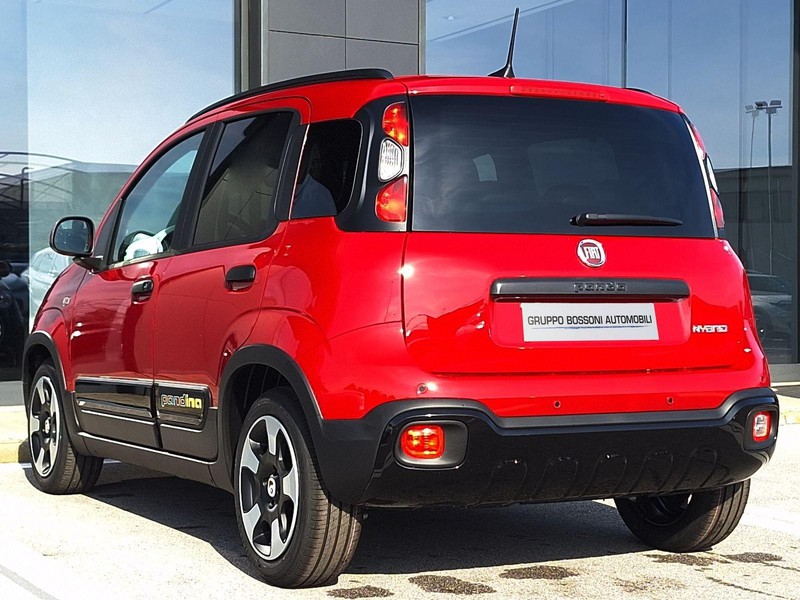 7 - Fiat Pandina cross 1.0 firefly hybrid 70cv s&s