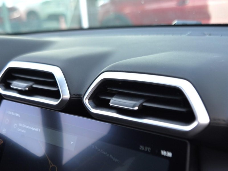 19 - Mg ZS 1.5 comfort