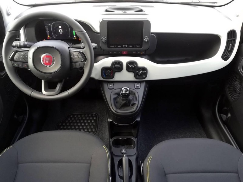 7 - Fiat Pandina cross 1.0 firefly hybrid 70cv s&s