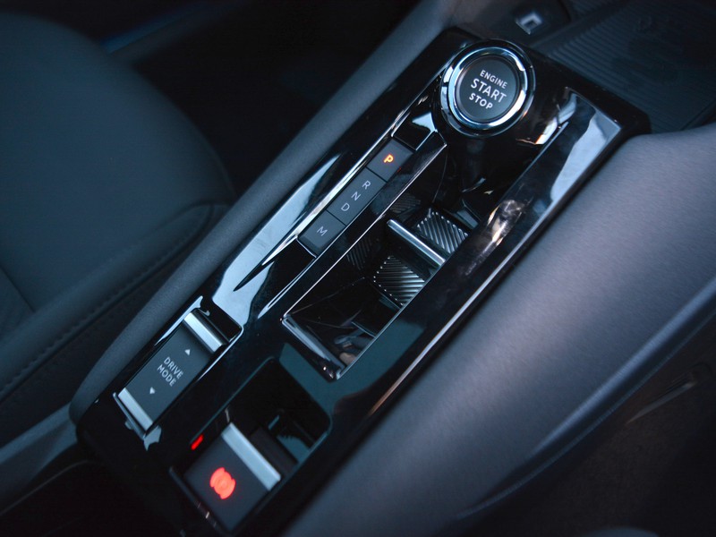 19 - Alfa Romeo Junior 1.2 hybrid 145cv ibrida q4 edct6