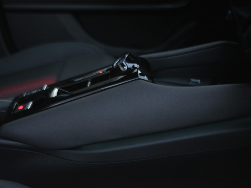 19 - Alfa Romeo Junior 1.2 hybrid 145cv ibrida q4 edct6