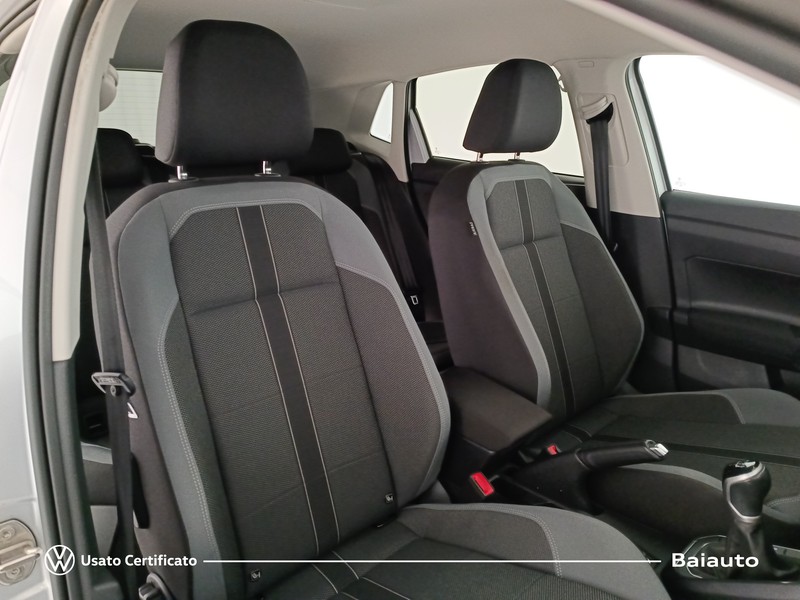 19 - Volkswagen Polo 1.0 tsi 95cv style